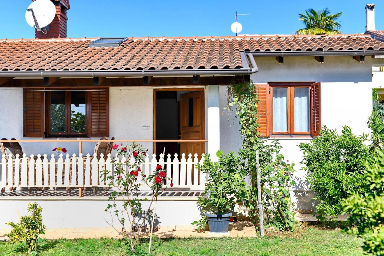 Adriatico Bungalow Poreč Extérieur photo